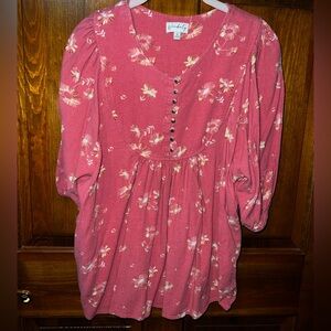 Wonderly XL Pink Floral Top